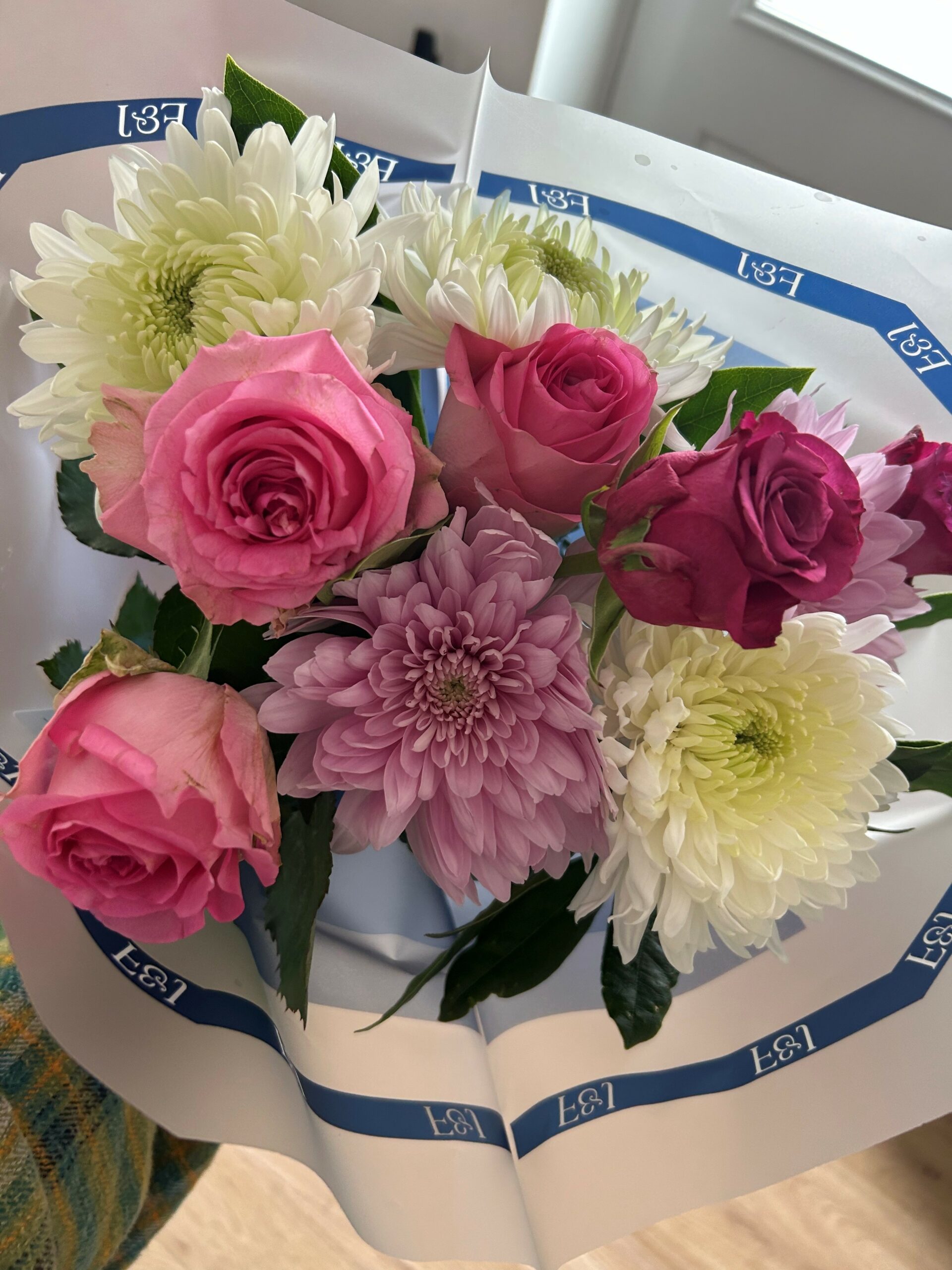 a bouquet flowers