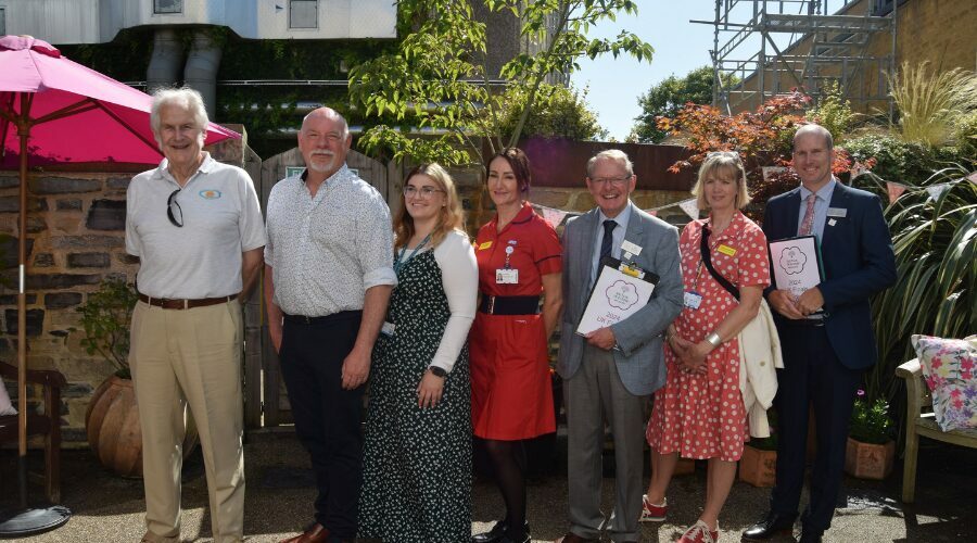 Hospital dementia garden rated ‘Outstanding’ by Yeovil in Bloom judges